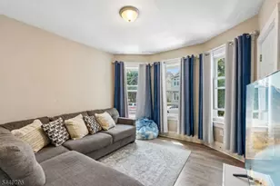 155 Hayward Pl, Wallington, NJ 07057 - Photo 6