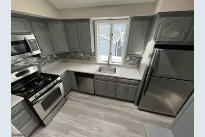 67 Rowland Ave, Hackensack, NJ 07601 - Photo 4