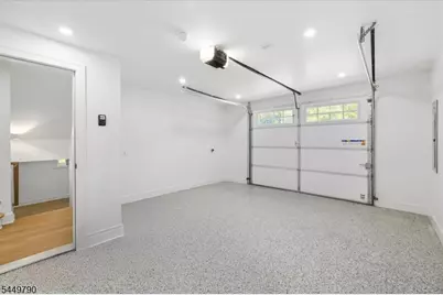37 Congressional Pkwy, Livingston, NJ 07039 - Photo 26