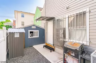 49 N 5th St, Newark, NJ 07107 - Photo 22