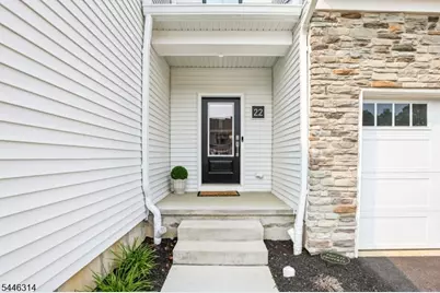 22 Flower Horn Blvd, Randolph Township, NJ 07869 - Photo 2