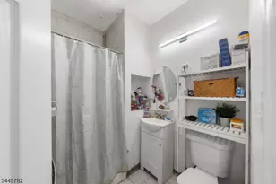 77 S 16th St, East Orange, NJ 07018 - Photo 10