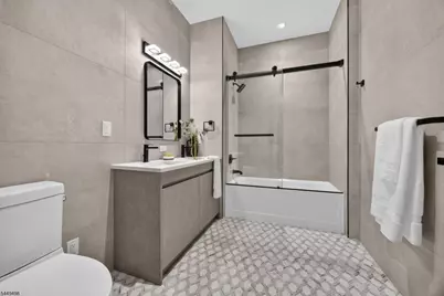 303 Washington St #8J, Newark, NJ 07102 - Photo 16