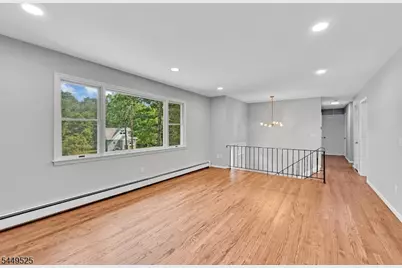 69 Cedar Tree Dr, Vernon, NJ 07422 - Photo 4