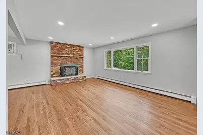 69 Cedar Tree Dr, Vernon, NJ 07422 - Photo 8