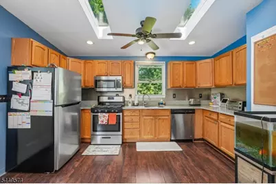 2 Howard St, Pompton Lakes, NJ 07442 - Photo 12
