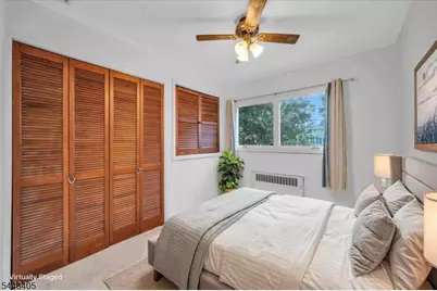 612 Betsy Ross Pl, Bound Brook, NJ 08805 - Photo 10