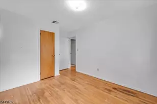 612 Betsy Ross Pl, Bound Brook, NJ 08805 - Photo 14