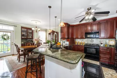 14 Barrister St, Clifton, NJ 07013 - Photo 10
