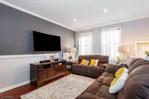 14 Barrister St, Clifton, NJ 07013 - Photo 4