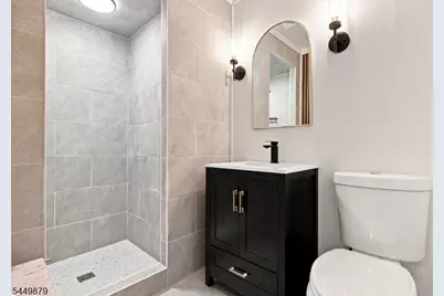 5 Anna Marie Ct, Fairfield, NJ 07004 - Photo 20