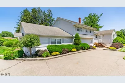 5 Anna Marie Ct, Fairfield, NJ 07004 - Photo 34