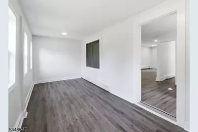 1104 N Washington Ave, Green Brook Township, NJ 08812 - Photo 10