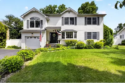 37 Hall Dr, Clark Township, NJ 07066 - Photo 2