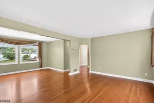 37 Hall Dr, Clark Township, NJ 07066 - Photo 8