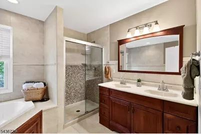 37 Hall Dr, Clark Township, NJ 07066 - Photo 26