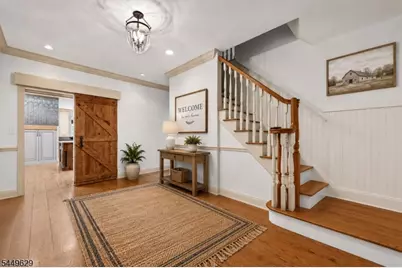 103 Old Driftway Ln, Tewksbury Township, NJ 08833 - Photo 2
