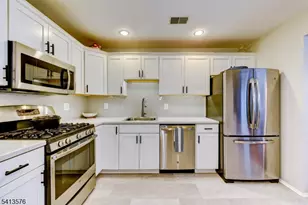 58 Pasture Ct, Roxbury Township, NJ 07852 - Photo 8