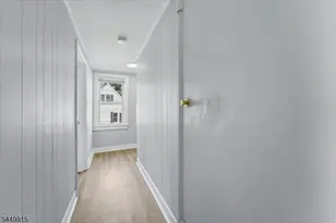 319 Warren St, Phillipsburg, NJ 08865 - Photo 14
