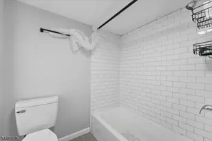 319 Warren St, Phillipsburg, NJ 08865 - Photo 18