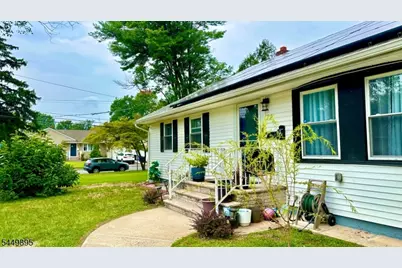 72 Valley View Rd, Hillside, NJ 07205 - Photo 6