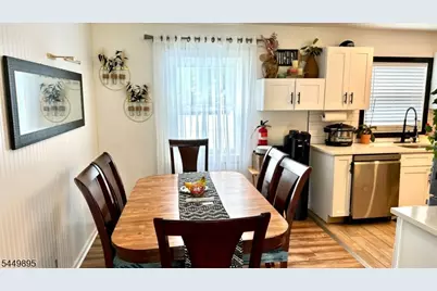 72 Valley View Rd, Hillside, NJ 07205 - Photo 16