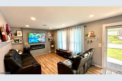 72 Valley View Rd, Hillside, NJ 07205 - Photo 12