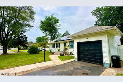 72 Valley View Rd, Hillside, NJ 07205 - Photo 4