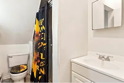 39 Hillman St, Paterson, NJ 07522 - Photo 10