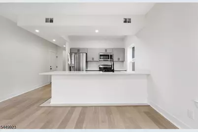 335 21st St, Irvington, NJ 07111 - Photo 4