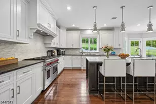 2 Troy Dr, Millburn, NJ 07078 - Photo 10