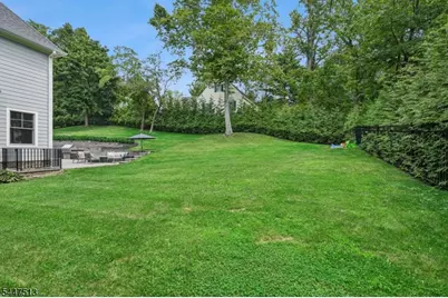 2 Troy Dr, Millburn, NJ 07078 - Photo 48