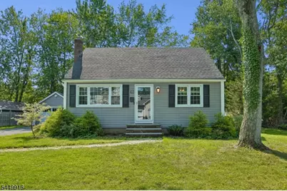 18 Columbia Ave, Berkeley Heights Township, NJ 07922 - Photo 1