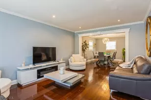 719 W Blancke St, Linden, NJ 07036 - Photo 6