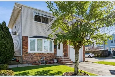 719 W Blancke St, Linden, NJ 07036 - Photo 2
