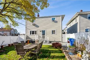 719 W Blancke St, Linden, NJ 07036 - Photo 24