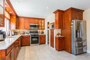 719 W Blancke St, Linden, NJ 07036 - Photo 10