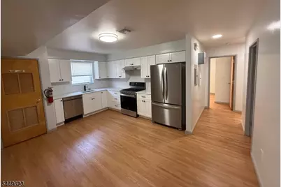 8 Elm St, Elizabeth, NJ 07208 - Photo 2