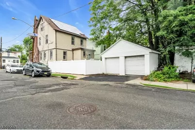 240 W End Ave, Newark, NJ 07106 - Photo 44