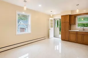 28 Carr St, Pompton Lakes, NJ 07442 - Photo 8