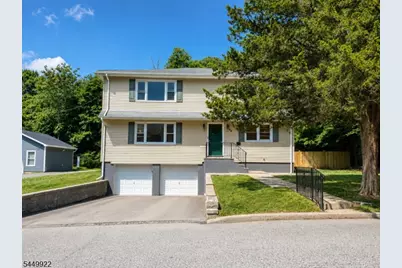 28 Carr St #1, Pompton Lakes, NJ 07442 - Photo 2