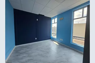 256 Chestnut St, Newark, NJ 07105 - Photo 10