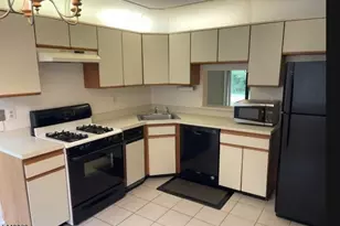 439 Penns Way, Bernards Township, NJ 07920 - Photo 2