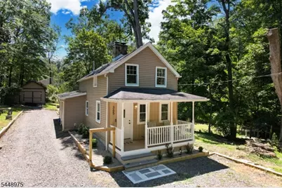 365 Bonnie Burn Rd, Watchung, NJ 07069 - Photo 2