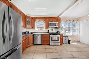 93 N 15th St, Prospect Park, NJ 07508 - Photo 6