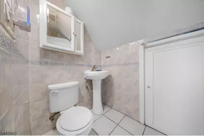 93 N 15th St, Prospect Park, NJ 07508 - Photo 20