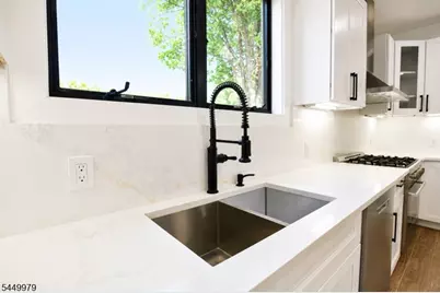 6 Henoch Ave, Clifton, NJ 07013 - Photo 16