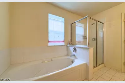 315 Birch Ct, New Brunswick, NJ 08901 - Photo 14