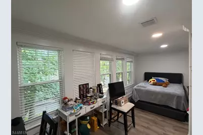 47 Lawrence Ave #B, West Orange Township, NJ 07052 - Photo 6