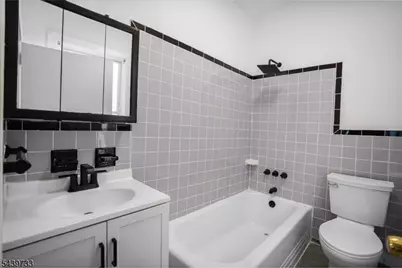 88 Franklin Ter, Irvington, NJ 07111 - Photo 6
